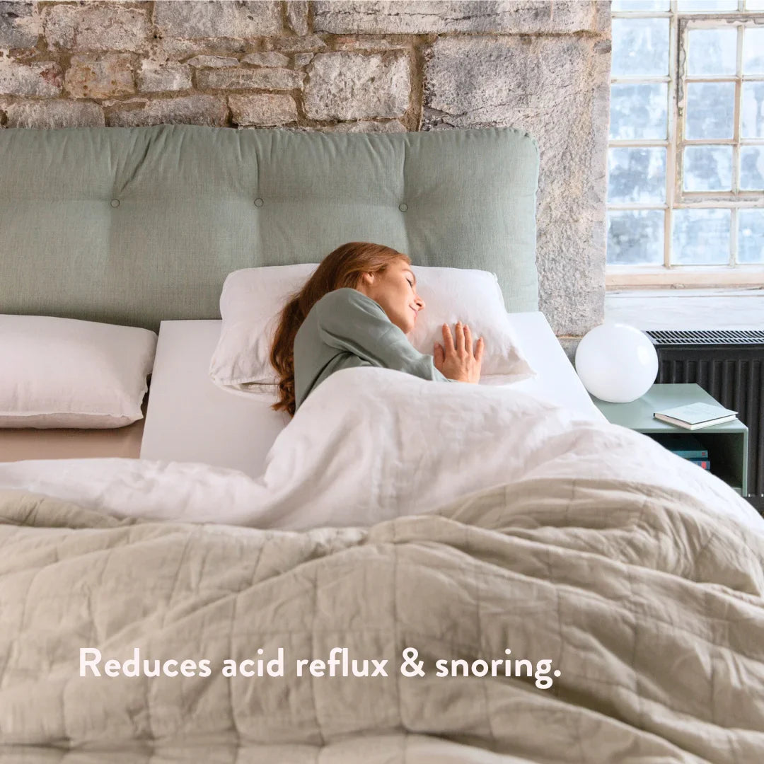 The perfect companion for a good nights rest if you snore or have acid reflux, these wedges elevate the head of the mattress and your upper torso in turn and make sleeping and the next day better so you relax when needed. altering you airways to get better breathing and less backflow for your overall health. give you partner a little more peace of mind too. designed to fit ergonomically for all mattress types and bed sizes. It can also help with GERD and sleep apnoea 
