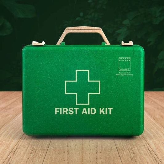 Eco-Friendly First Aid Kit / 1-10 Person / 94% Plastic Free