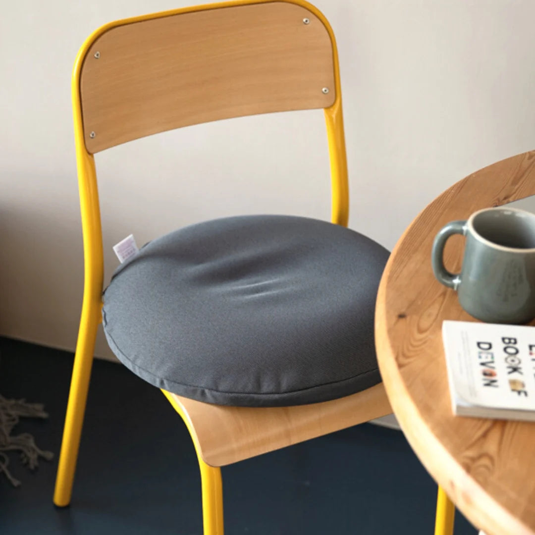 ring cushion to heklp with 
 Haemorrhoids, ;Post-natal pain, ;Hip bursitis, ;Prostate discomfort, ;Post-operative pain, ;Pregnancy discomfort, ;Anal pain